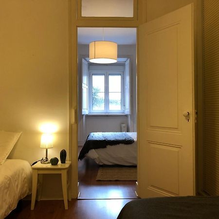 Charming 2 Bedroom Apartment - Bairro Alto, Principe Real Lisbon Luaran gambar